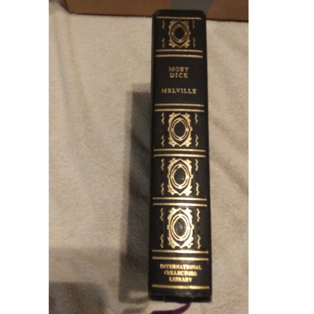 Vintage 1940s Moby Dick, International Collector's Library Herman Melville rare
